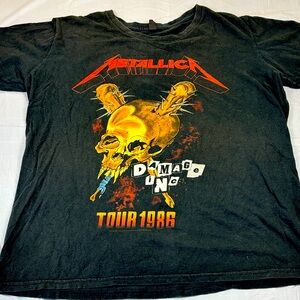 METALLICA TOUR 1986 Graphic T-Shirt